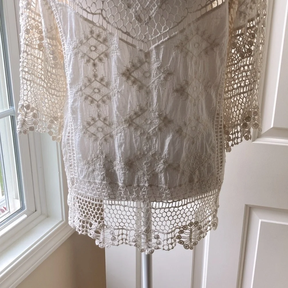 Democracy Crochet/Open Knit Relaxed Top Cream Size M - Picture 6 of 10